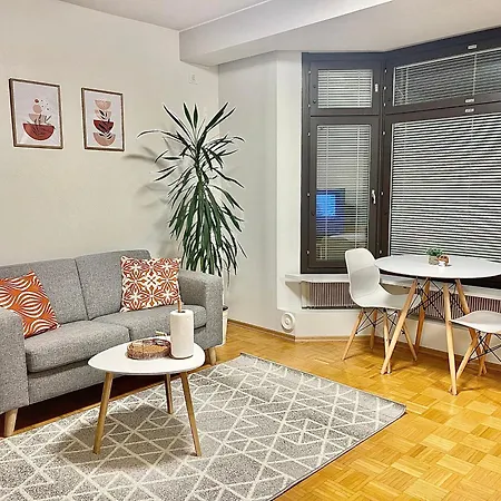 Puma's Flat In شقة